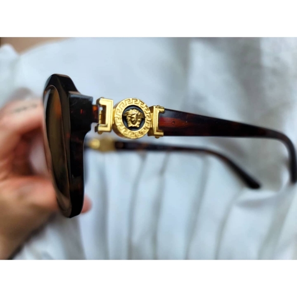 Vintage Versace Medusa Sunglasses Authentic - Picture 4 of 6